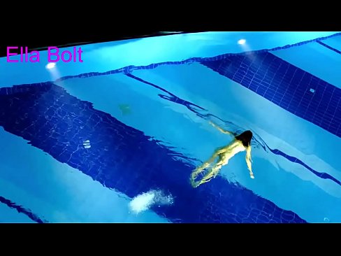 ❤️ Ich kann nicht aufhören zuzusehen, junge Blondine beim Nacktschwimmen im Pool des ELLA BOLT Resorts erwischt ❤️ Fucking bei uns de.xywewl.top ❌